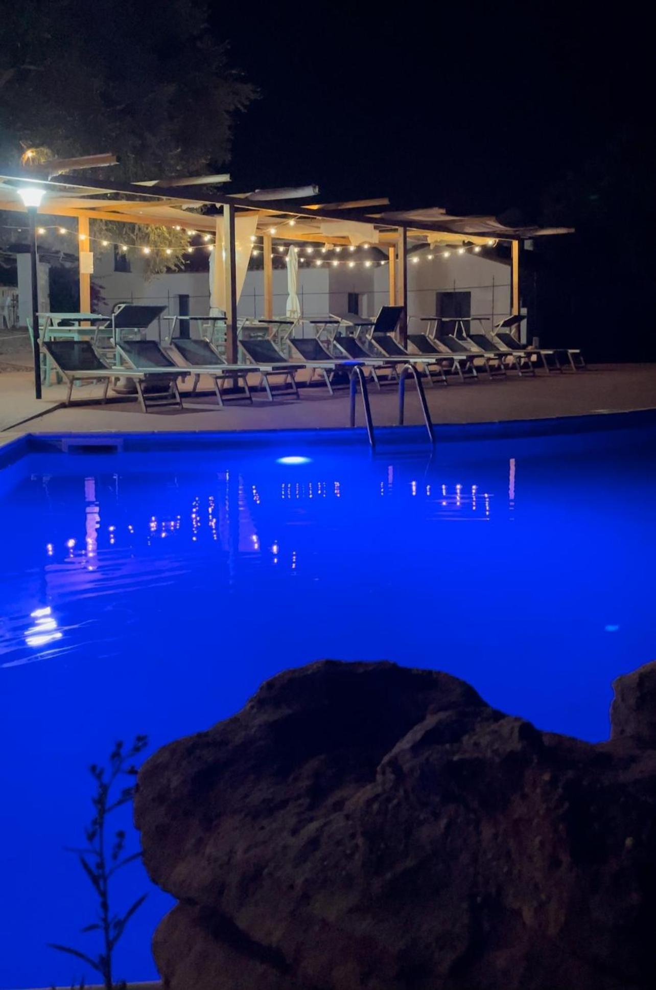 Cort'E Nastasj Hotel Tertenia Ngoại thất bức ảnh
